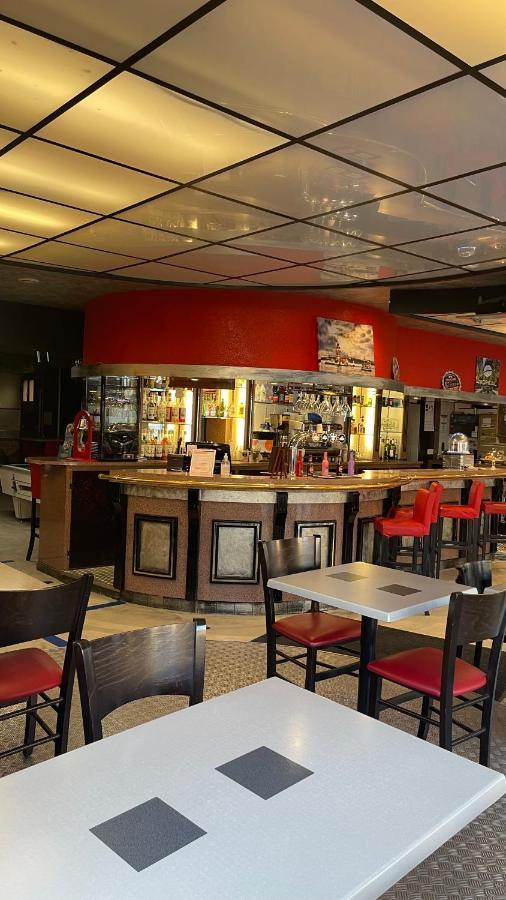 L'Excess Hotel Vierzon Eksteriør bilde